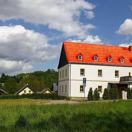 Apartmany Ruzova エクステリア 写真